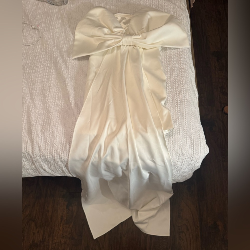 NovaLuxe bridal dress